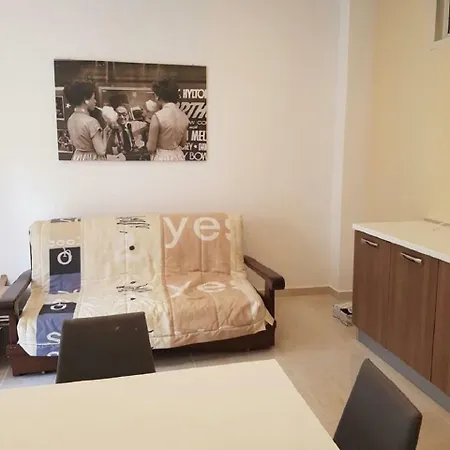 Apartment Lungomare Da 6/8 Posti Letto *